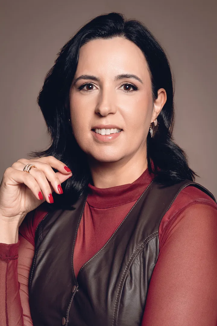 Cybele Oliveira, da Liege